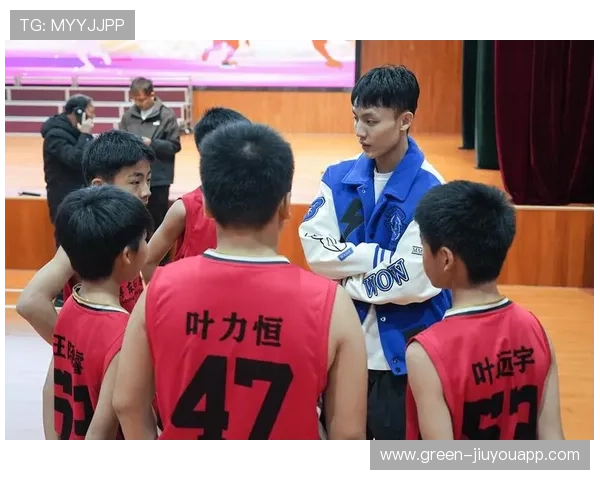 CBA联盟鼓励地方俱乐部共建篮球培训基地，篮球协会培训班